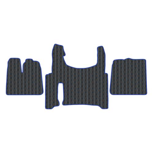 4.18 Коврики стёганные MAN TGX от 2021г. (АТ, 2 полки, холод., консоль) 