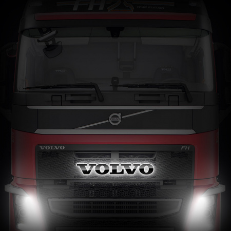 Светодиодная эмблема (черный пластик) на капот VOLVO FH16 (логотип+лучи) (430х430мм, Ø168мм)