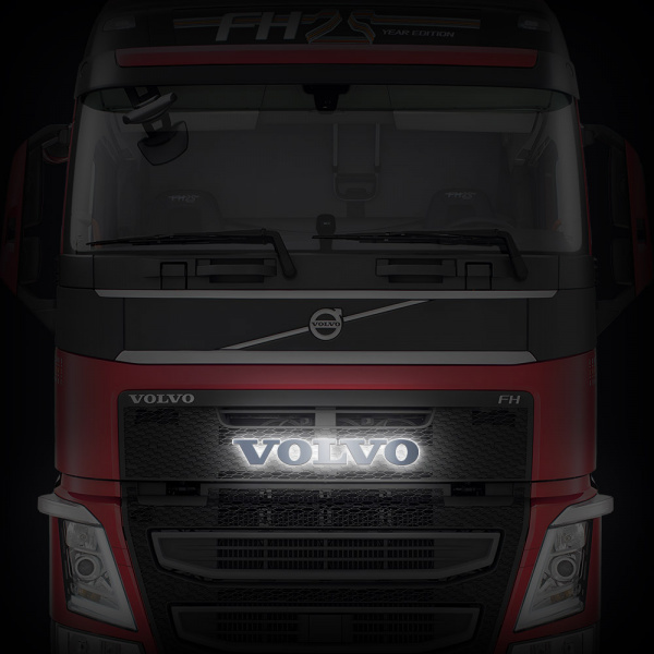Светодиодная надпись-логотип для грузовиков VOLVO (1300х160мм)