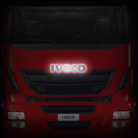 Буквы SDT эмблема на капот IVECO STRALIS от 2021 (580х115)