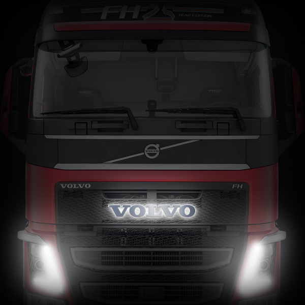 Светодиодная надпись-логотип для грузовиков VOLVO (1300х160мм)