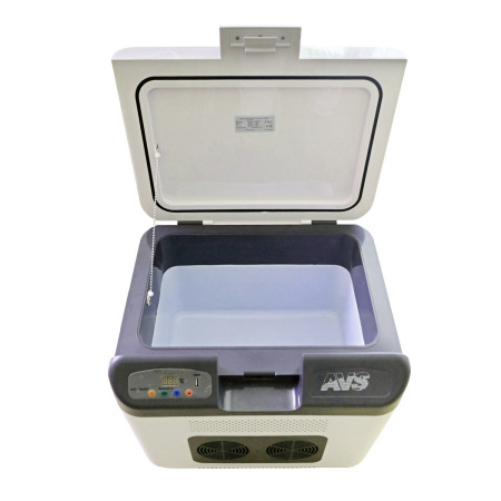 Холодильник автомобильный AVS CC-27WBC (цифровое управление, USB-порт)  27л 12V/24V/220V
