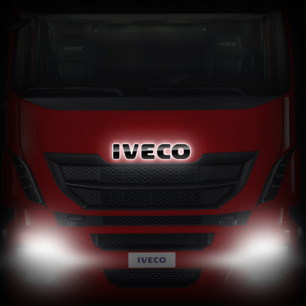 Буквы SDP (пластик) черный эмблема на капот IVECO STRALIS от 2021 (580х115)