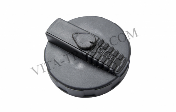 20766-АТ Крышка бензобака "АТ" D=80мм с ключом и защитпластик(RENAULT-HOWO)  