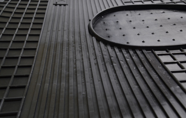 Коврик резиновый MERCEDES AXOR, ATEGO от 2005г.