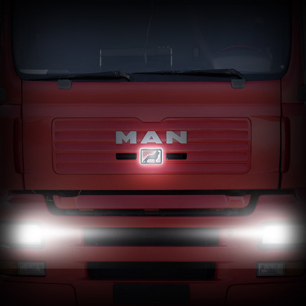 Светодиодная эмблема "Лев" на капот MAN TGA (160х110мм)