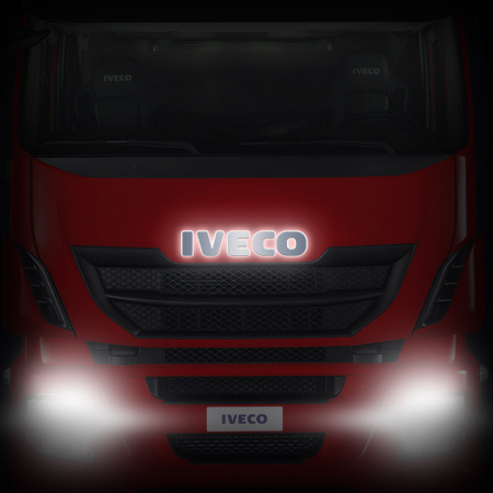 Буквы SDT эмблема на капот IVECO STRALIS от 2021 (580х115)