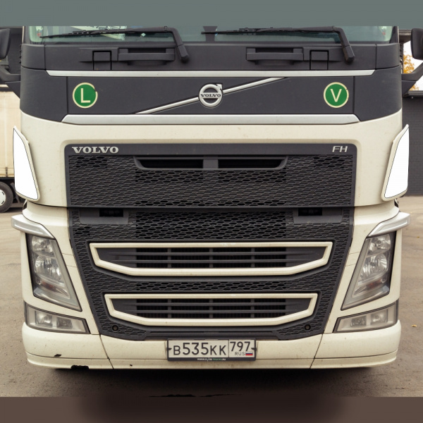 Накладки из нержавеющей стали на воздухоотводы VOLVO FH16 NKN-120