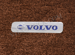 Цветной металлический шильдик на ковер VOLVO